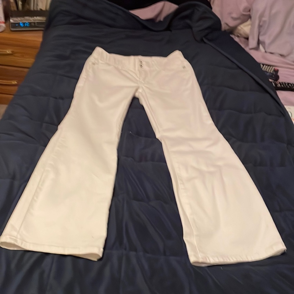 Apt 9 Tummy Control Jeans